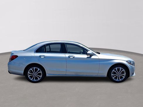 Used 2017 Mercedes-Benz C 300 4MATIC Sedan image 4