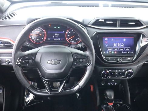 Used 2021 Chevrolet TrailBlazer RS w/ Sun and Liftgate Package AWD/4WD image 30