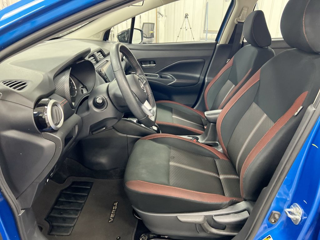 Used 2024 Nissan Versa SR FWD image 18