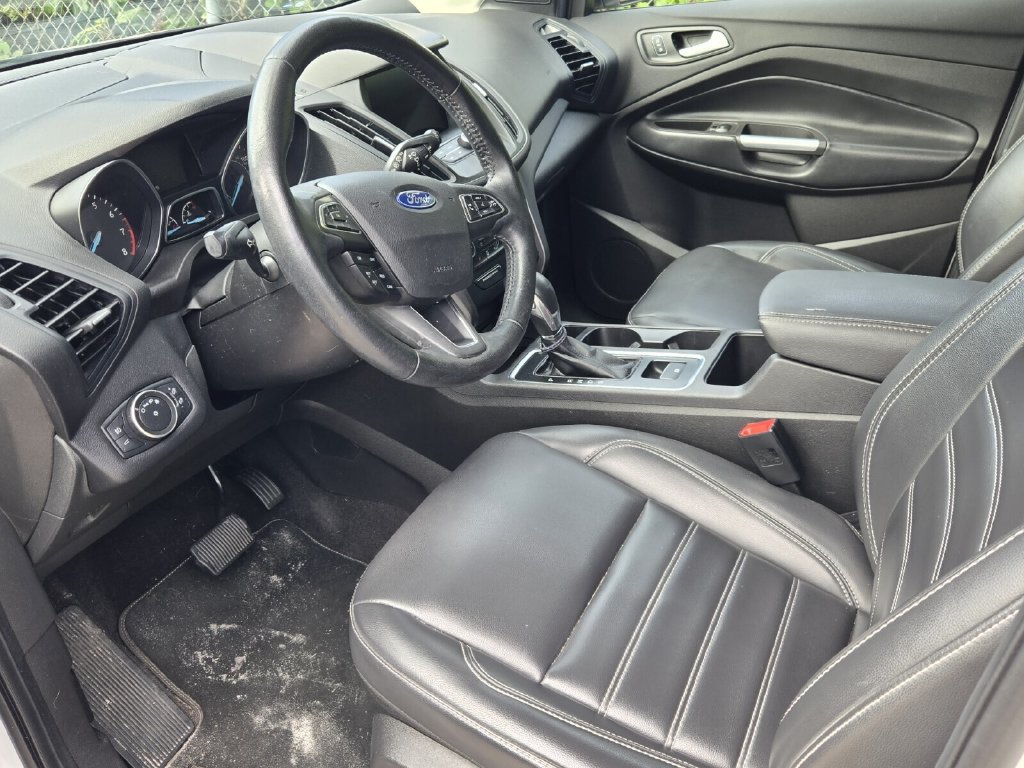 Used 2019 Ford Escape SEL FWD image 10
