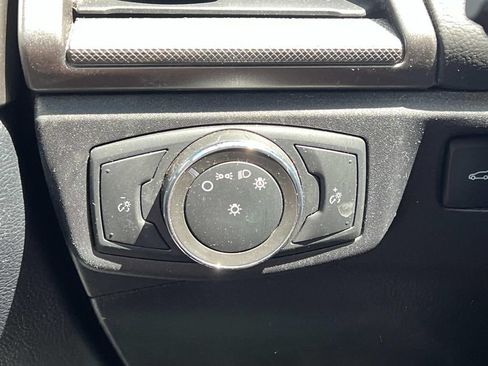 Used 2020 Ford Fusion SE AWD/4WD image 22