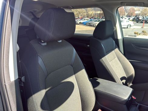 Used 2023 Honda CR-V EX image 39