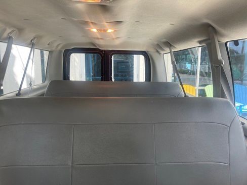 Used 2006 Ford E-150 and Econoline 150 Wagon image 68