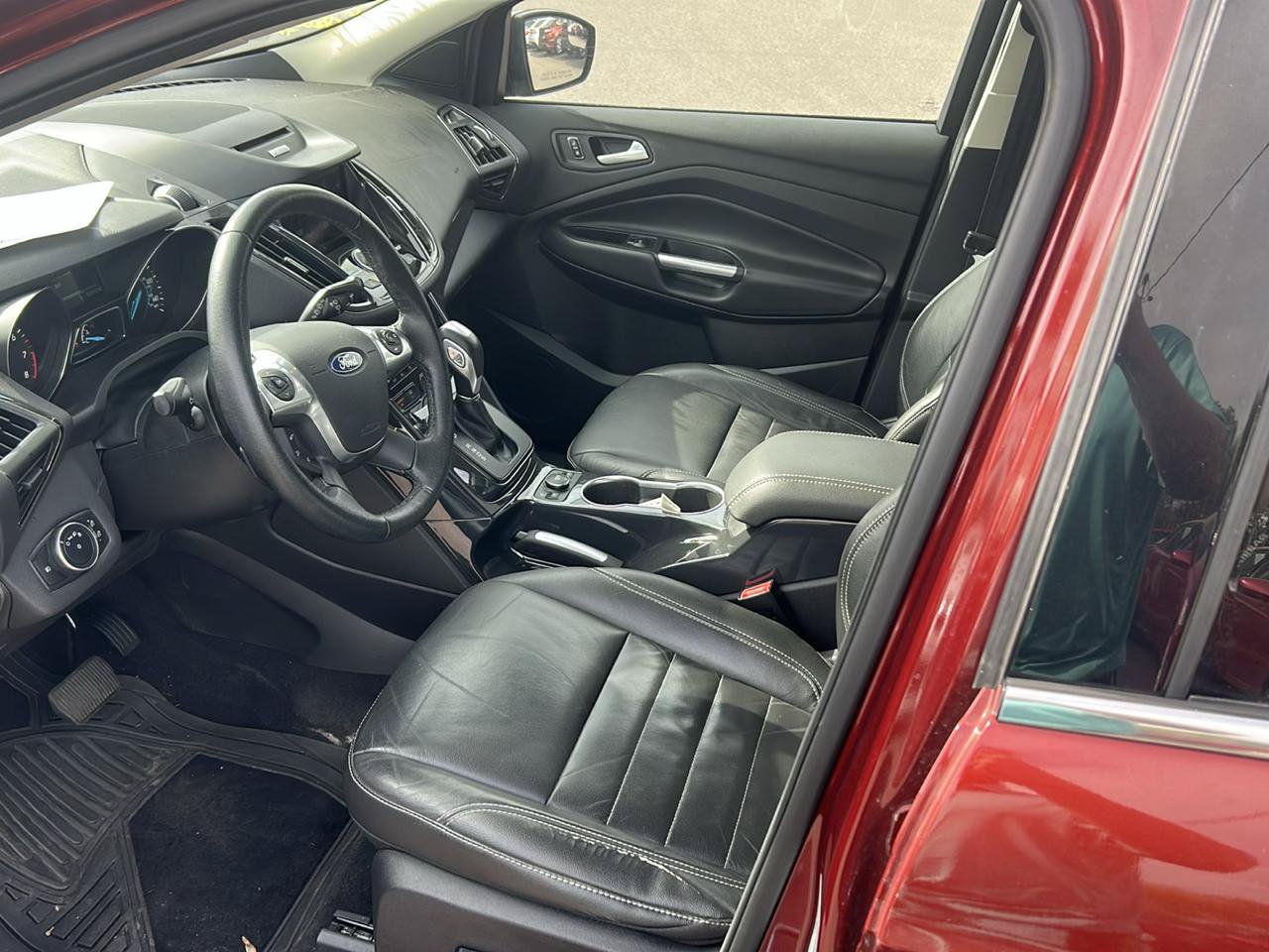 Used 2015 Ford Escape Titanium AWD/4WD image 9
