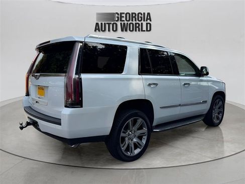 Used 2016 Cadillac Escalade Premium AWD/4WD image 14