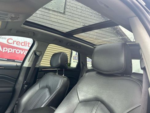 Used 2015 Cadillac SRX Luxury w/ Driver Awareness Package image 18