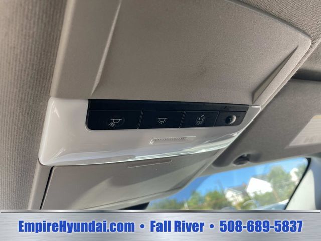 Used 2024 Nissan Sentra SV FWD image 25