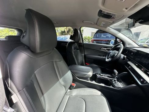 Certified 2025 Kia Sportage EX FWD image 13