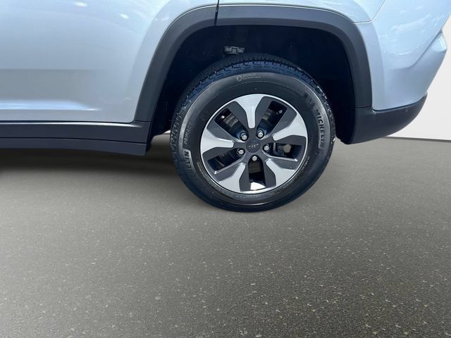Used 2023 Jeep Grand Cherokee 4WD 4xe image 10
