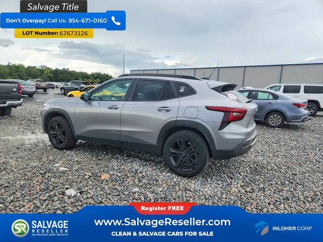 Used 2025 Chevrolet Trax ACTIV w/ Driver Confidence Package FWD image 3