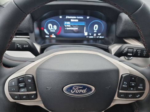 New 2026 Ford Explorer Active image 27