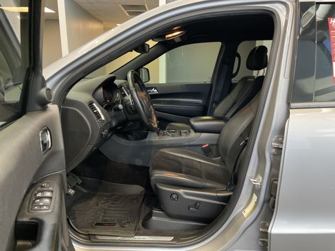 Used 2018 Dodge Durango GT w/ Blacktop Package AWD/4WD image 16