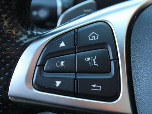 Used 2015 Mercedes-Benz C 300 4MATIC Sedan image 20