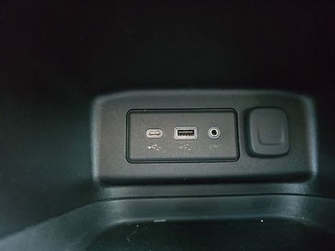 Used 2021 Chevrolet Equinox LT image 6