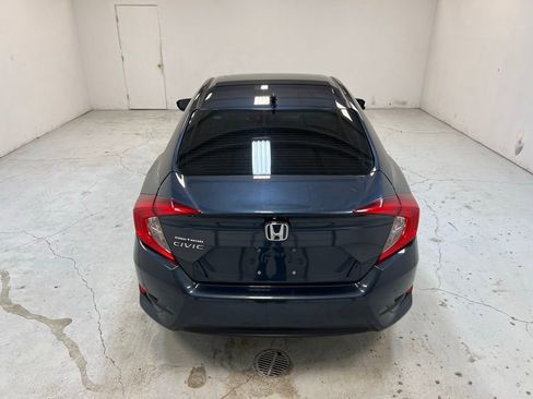 Used 2017 Honda Civic EX image 3