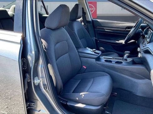 Used 2023 Nissan Altima 2.5 S FWD image 28