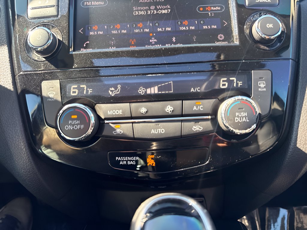 Used 2019 Nissan Rogue Sport SL w/ Premium Package AWD/4WD image 18