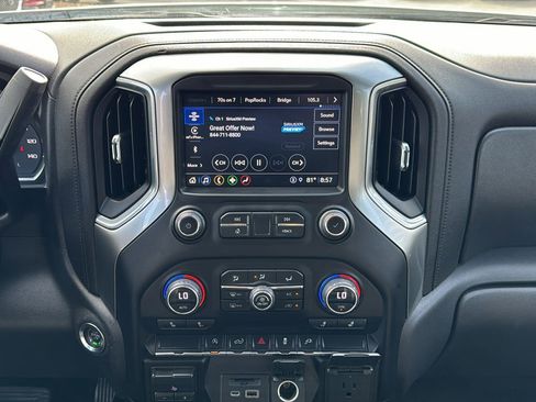 Used 2021 Chevrolet Silverado 1500 LT w/ Convenience Package II RWD image 32
