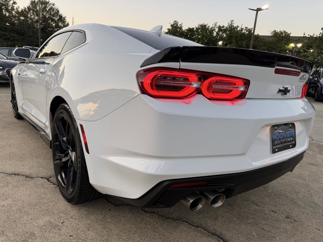 Used 2021 Chevrolet Camaro LT RWD image 3