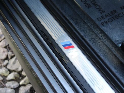 Used 2013 BMW 550i Sedan image 25