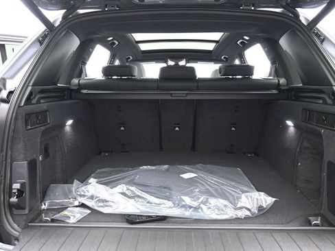 New 2026 BMW X5 xDrive40i w/ M Sport Package image 16