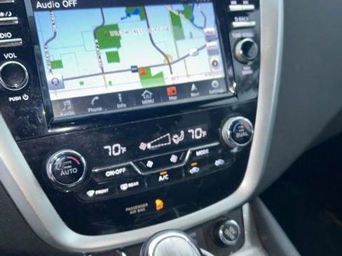 Used 2018 Nissan Murano Platinum AWD/4WD image 12