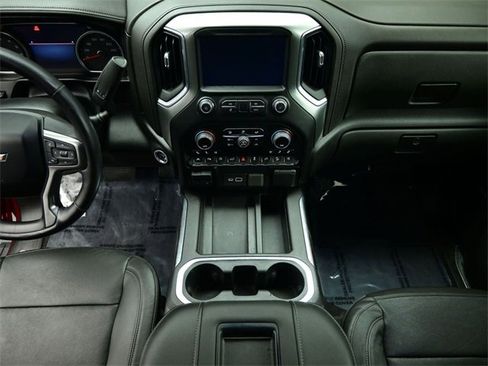 Used 2019 Chevrolet Silverado 1500 LTZ w/ LTZ Premium Package image 6