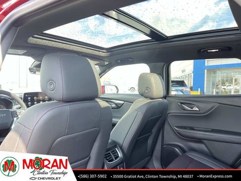 Certified 2024 Chevrolet Blazer RS w/ Driver Confidence II Package image 14