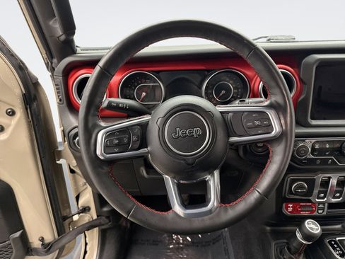 Used 2022 Jeep Wrangler Rubicon w/ LED Lighting Group AWD/4WD image 12