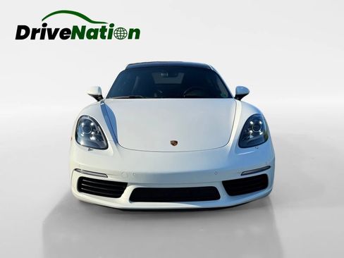 Used 2023 Porsche 718 Cayman RWD image 2