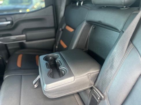 Used 2021 GMC Sierra 1500 AT4 w/ AT4 Premium Package image 16