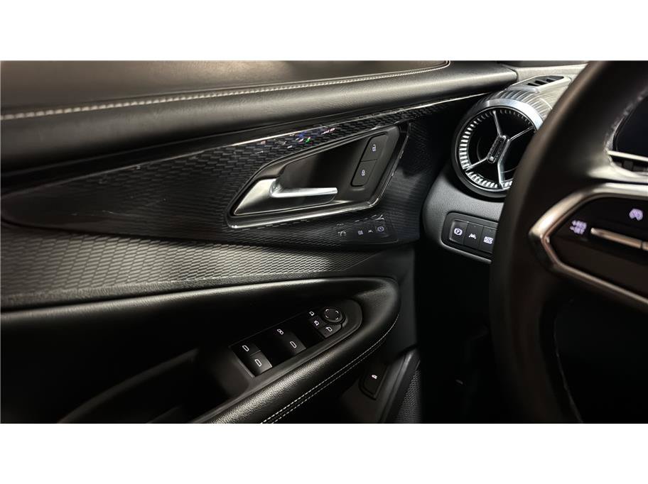 Used 2024 Chevrolet Blazer EV LT AWD/4WD image 37