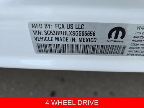 Used 2025 RAM 3500 Big Horn AWD/4WD image 32