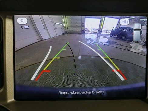 Used 2025 Ford Bronco Outer Banks image 23