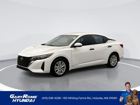 Used 2024 Nissan Sentra S image 1