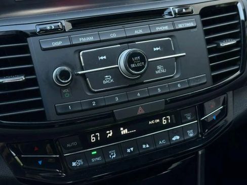 Used 2017 Honda Accord Sport Special Edition image 30