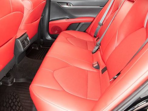 Used 2019 Toyota Camry XSE FWD image 16