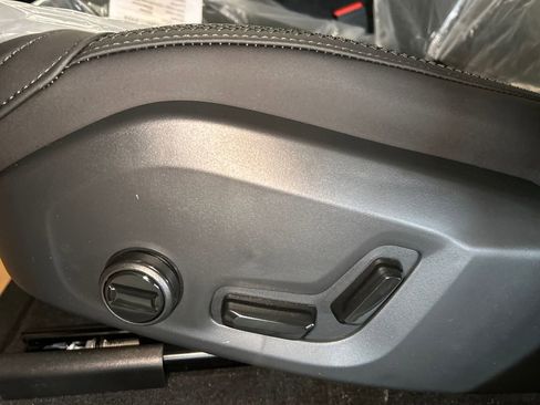 New 2026 Volvo XC60 B5 Plus w/ Protection Package Premier image 11