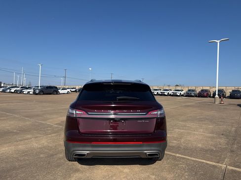 Used 2020 Lincoln Nautilus Reserve image 6