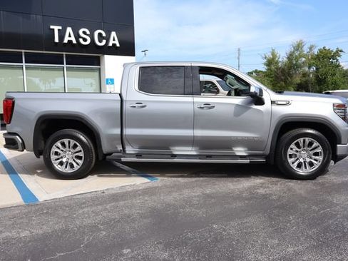 Used 2023 GMC Sierra 1500 Denali RWD image 9