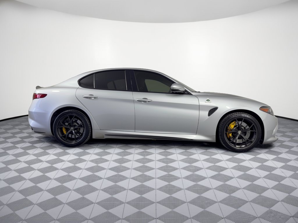 Used 2018 Alfa Romeo Giulia Quadrifoglio RWD image 8
