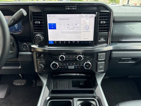 New 2026 Ford F250 Lariat w/ Black Appearance Package AWD/4WD image 28