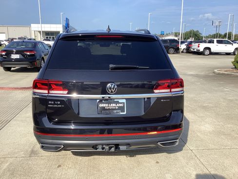 Used 2023 Volkswagen Atlas SE AWD/4WD image 6