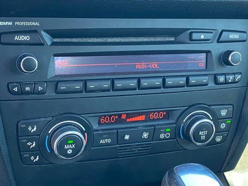 Used 2009 BMW 328i Convertible image 14