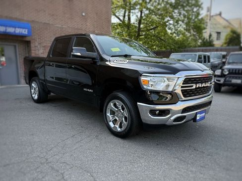 Used 2022 RAM 1500 Big Horn AWD/4WD image 3