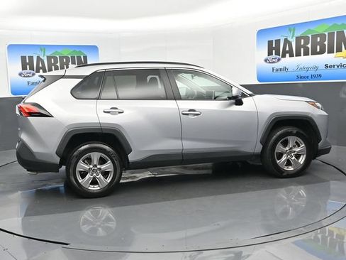 Used 2025 Toyota RAV4 XLE FWD image 6