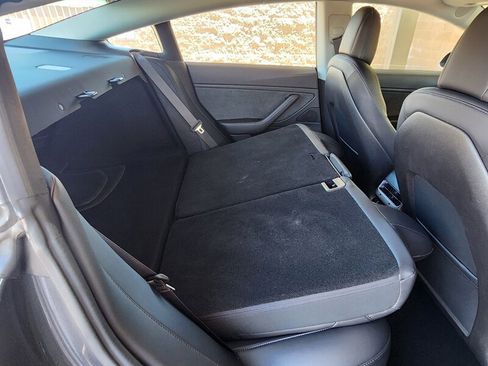 Used 2018 Tesla Model 3 Long Range RWD image 74