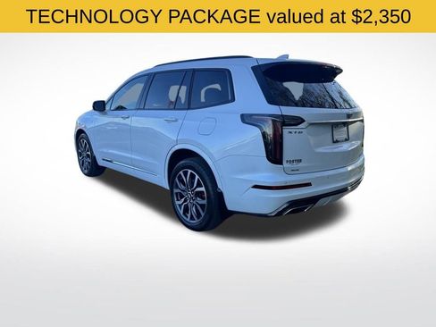 Used 2023 Cadillac XT6 Sport w/ Technology Package image 3