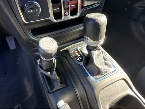 Certified 2021 Jeep Wrangler Unlimited Sport w/ Sun And Sound Package image 23