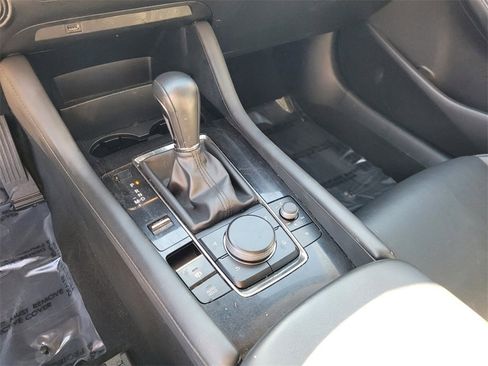 Used 2019 MAZDA MAZDA3 Sedan w/ Preferred Package image 26